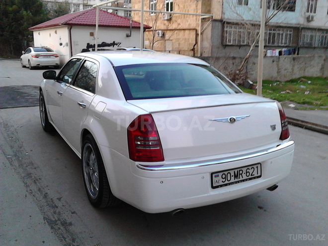 Chrysler 300C 2005, 132,360 km - 3.5 л - Bakı
