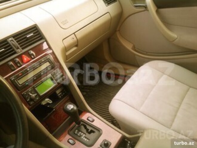 Mercedes C 240 1998, 197,000 km - 2.4 l - Bakı