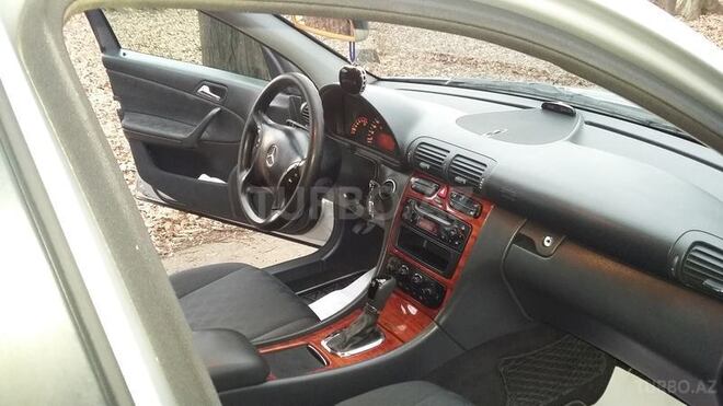 Mercedes C 180 2002, 207,365 km - 2.0 l - Bakı