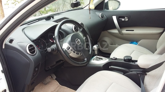 Nissan Qashqai 2013, 68,000 km - 2.0 l - Bakı