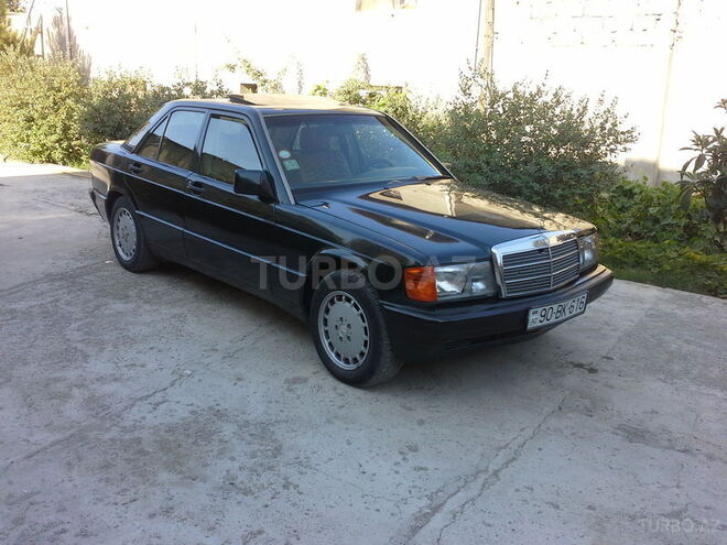 Mercedes 190 1993, 195,000 km - 2.3 l - Bakı