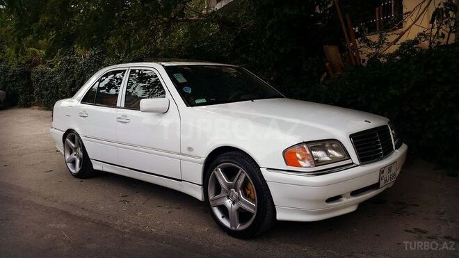 Mercedes C 230 1997, 200,000 km - 2.3 l - Bakı