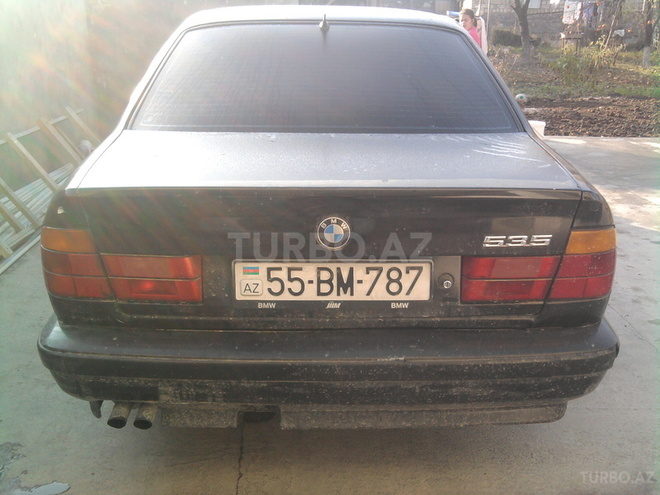 BMW 535 1993, 267,000 km - 3.5 l - Bakı