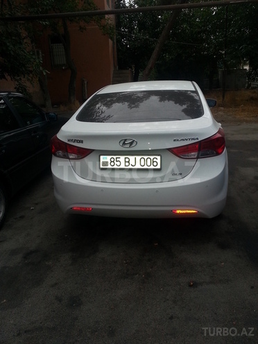 Hyundai Elantra 2011, 69,000 km - 1.8 l - Bakı