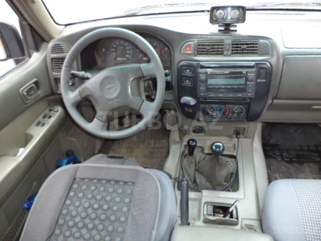 Nissan Patrol 2002, 330,000 km - 3.0 l - Bakı