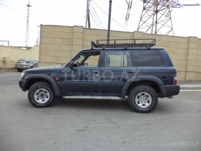 Nissan Patrol 2002, 330,000 km - 3.0 l - Bakı