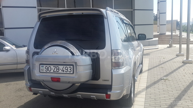 Mitsubishi Pajero 2007, 175,000 km - 3.0 l - Bakı