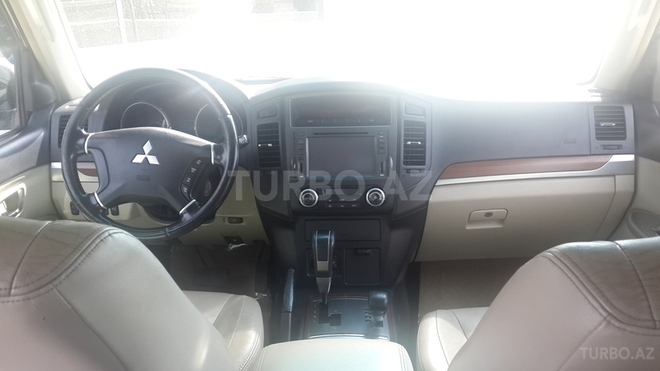 Mitsubishi Pajero 2007, 175,000 km - 3.0 l - Bakı