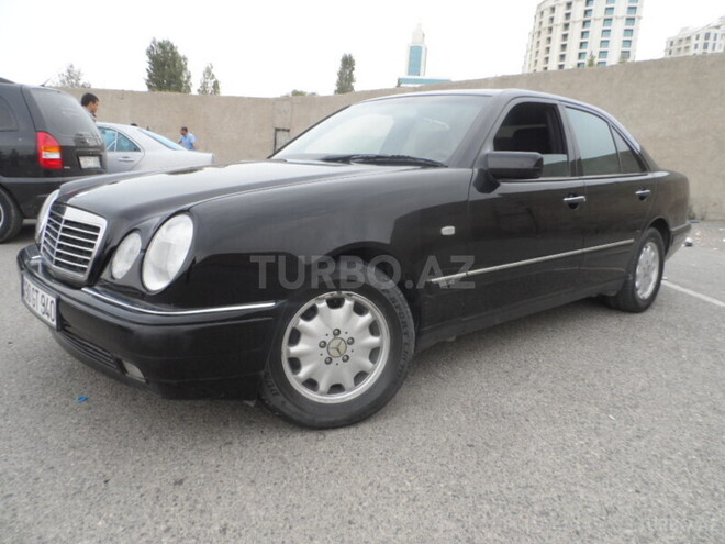 Mercedes E 240 1998, 188,000 km - 2.4 l - Bakı