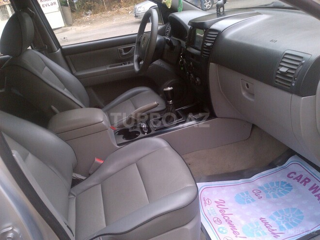 Kia Sorento 2004, 67,000 km - 2.4 l - Bakı