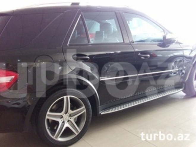 Mercedes ML 63 AMG 2009, 75,000 km - 6.3 l - Bakı