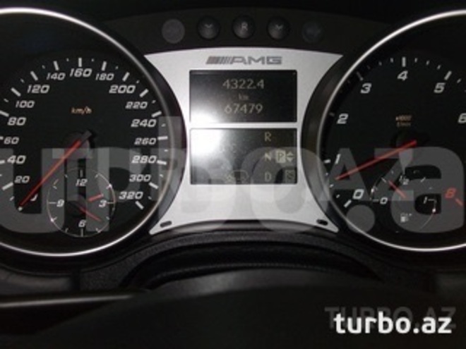 Mercedes ML 63 AMG 2009, 75,000 km - 6.3 l - Bakı
