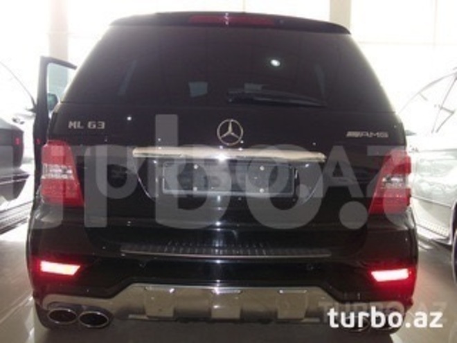 Mercedes ML 63 AMG 2009, 75,000 km - 6.3 l - Bakı