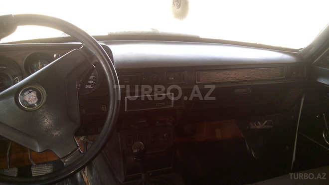 GAZ 24-10 1989, 42,200 km - 2.4 l - Bakı