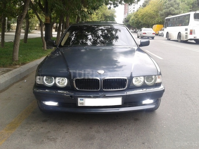 BMW 740 2000, 220,000 km - 4.4 l - Bakı
