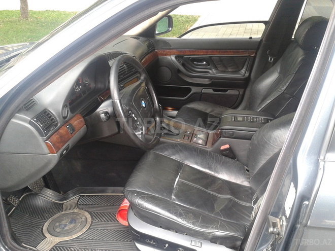BMW 740 2000, 220,000 km - 4.4 l - Bakı