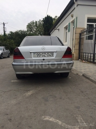 Mercedes C 230 1998, 220,000 km - 2.3 l - Bakı