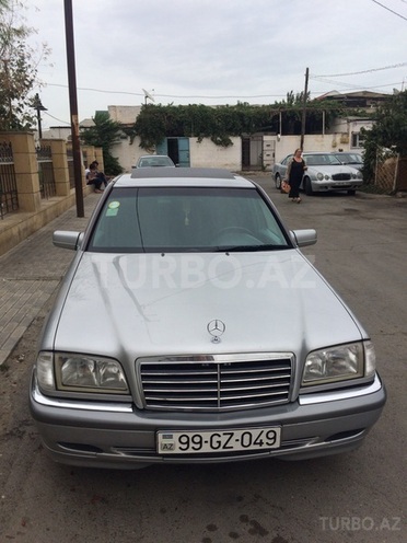 Mercedes C 230 1998, 220,000 km - 2.3 l - Bakı