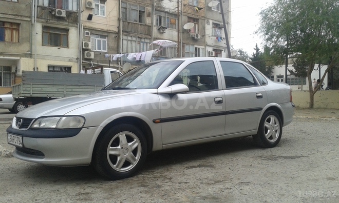 Opel Vectra 1998, 245,798 km - 1.8 l - Bakı