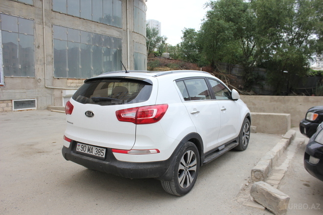 Kia Sportage 2011, 110,000 km - 2.0 l - Bakı