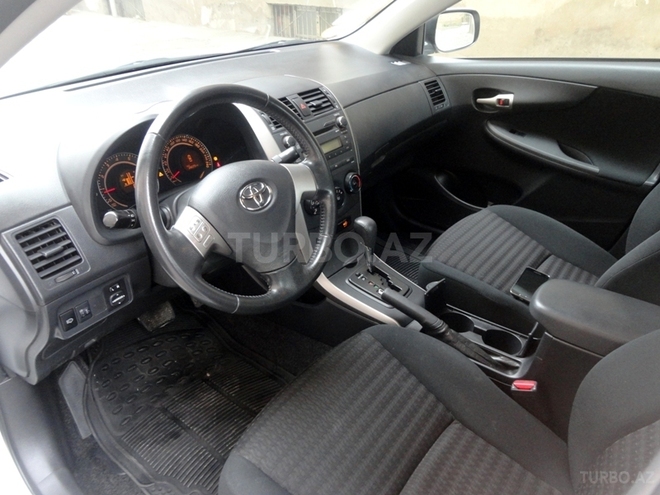 Toyota Corolla 2009, 24,500 km - 1.6 l - Bakı