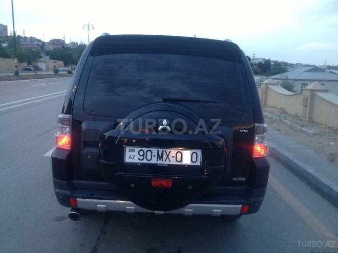 Mitsubishi Pajero 2007, 111,000 km - 3.0 л - Bakı