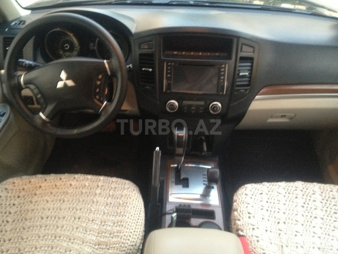 Mitsubishi Pajero 2007, 111,000 km - 3.0 л - Bakı