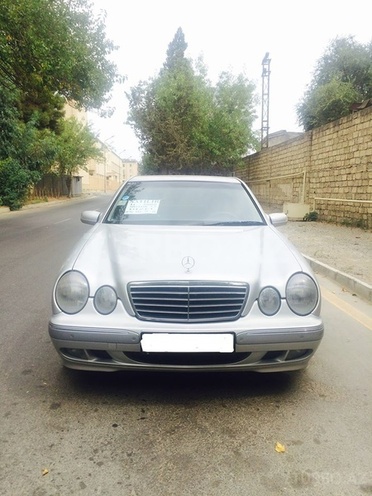 Mercedes E 320 2000, 218,000 km - 3.2 l - Bakı
