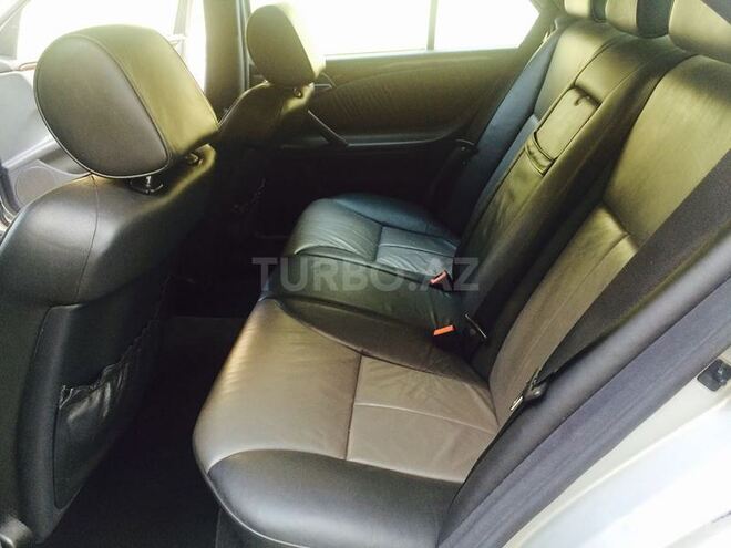 Mercedes E 320 2000, 218,000 km - 3.2 l - Bakı