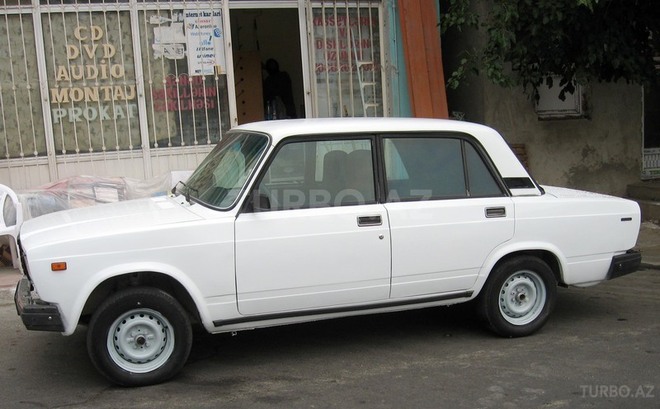 LADA (VAZ) 2107 2001, 270,000 km - 1.6 л - Bakı