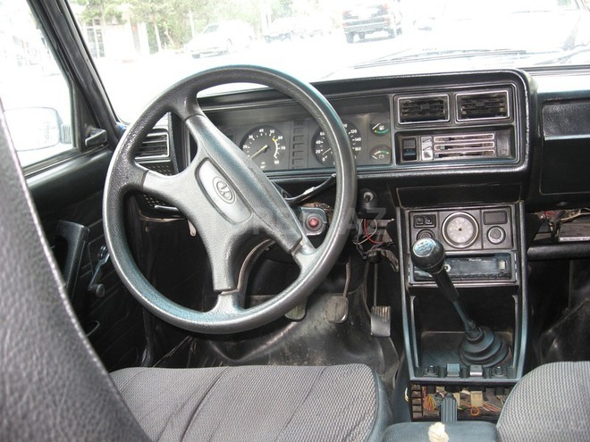 LADA (VAZ) 2107 2001, 270,000 km - 1.6 л - Bakı