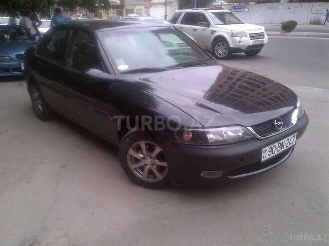 Opel Vectra 1996, 160,000 km - 1.8 l - Bakı
