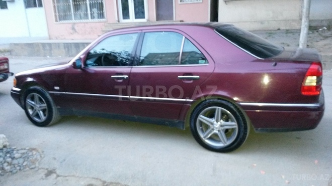 Mercedes C 180 1996, 258,000 km - 1.8 l - Bakı