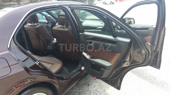 Mercedes E 200 2010, 110,000 km - 1.8 л - Bakı