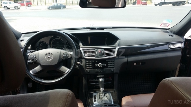 Mercedes E 200 2010, 110,000 km - 1.8 л - Bakı