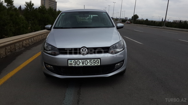 Volkswagen Polo 2010, 56,000 km - 1.4 л - Bakı
