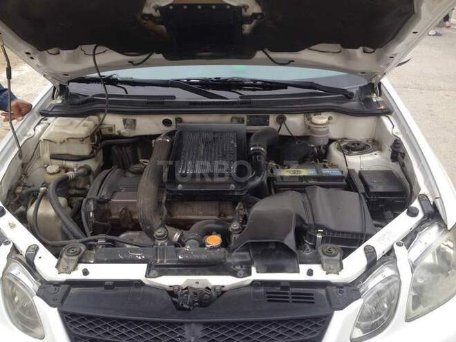 Mitsubishi Airtrek 2002, 88,000 km - 2.0 л - Bakı
