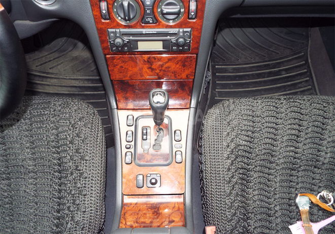 Mercedes E 220 2000, 227,500 km - 2.2 l - Bakı