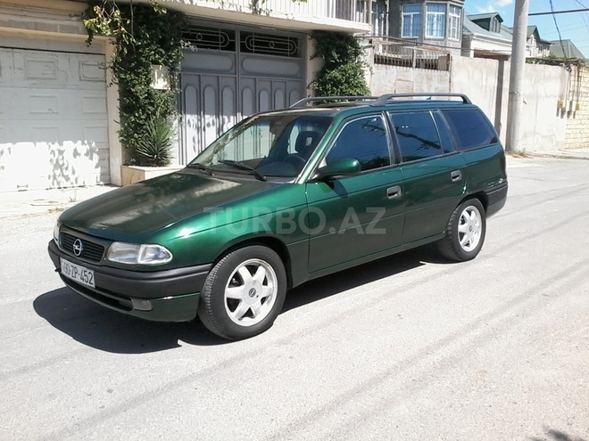 Opel Astra 1995, 230,000 km - 1.6 l - Bakı