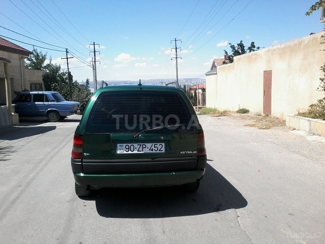 Opel Astra 1995, 230,000 km - 1.6 l - Bakı