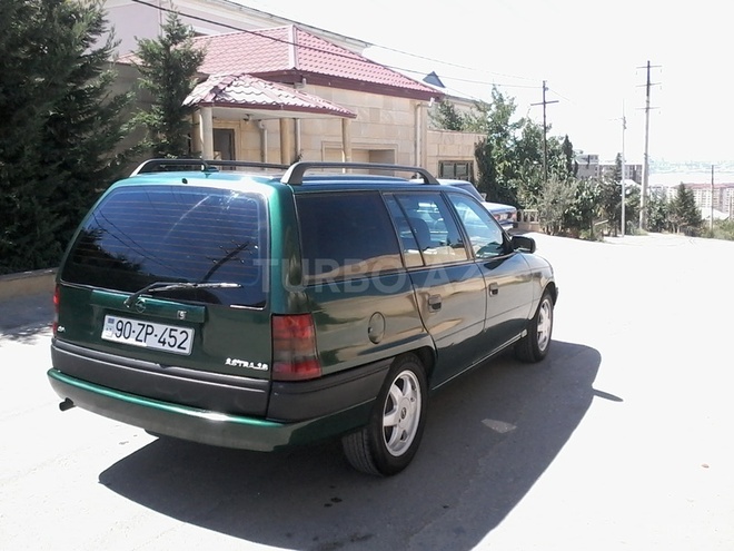 Opel Astra 1995, 230,000 km - 1.6 l - Bakı