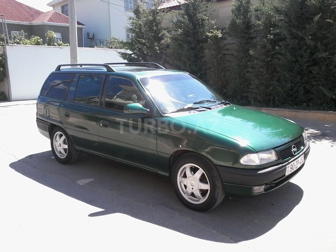 Opel Astra 1995, 230,000 km - 1.6 l - Bakı