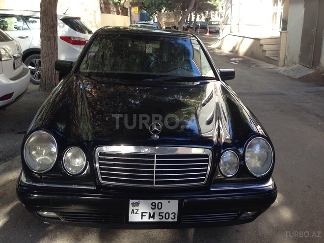 Mercedes E 320 1998, 240,000 km - 3.2 л - Bakı