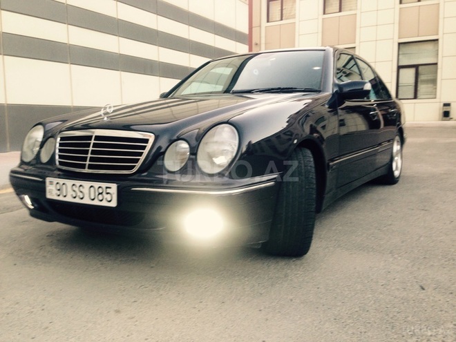 Mercedes E 240 2001, 180,000 km - 2.6 l - Bakı