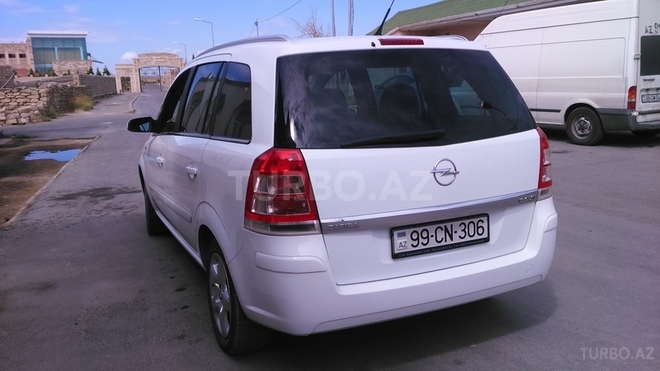 Opel Zafira 2008, 79,000 km - 1.9 л - Bakı