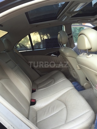 Mercedes E 320 2002, 160,267 km - 3.2 l - Bakı