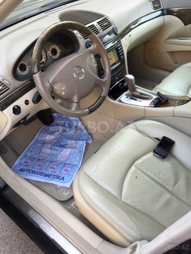 Mercedes E 320 2002, 160,267 km - 3.2 l - Bakı