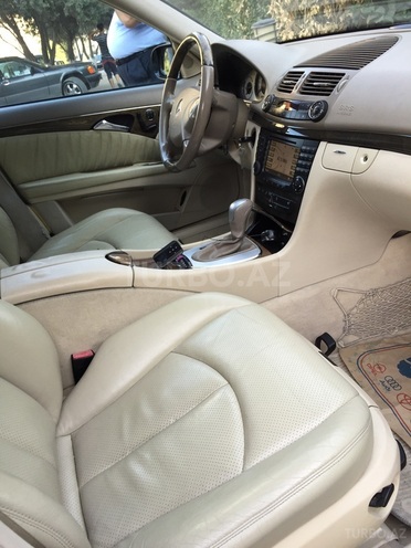 Mercedes E 320 2002, 160,267 km - 3.2 l - Bakı