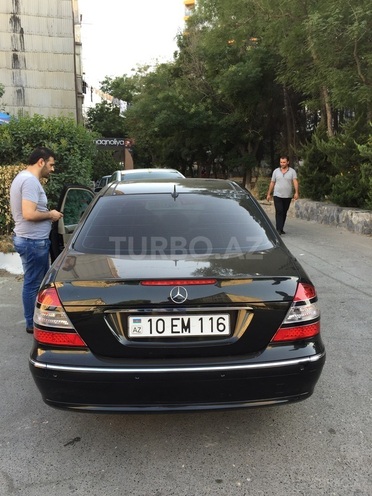 Mercedes E 320 2002, 160,267 km - 3.2 l - Bakı