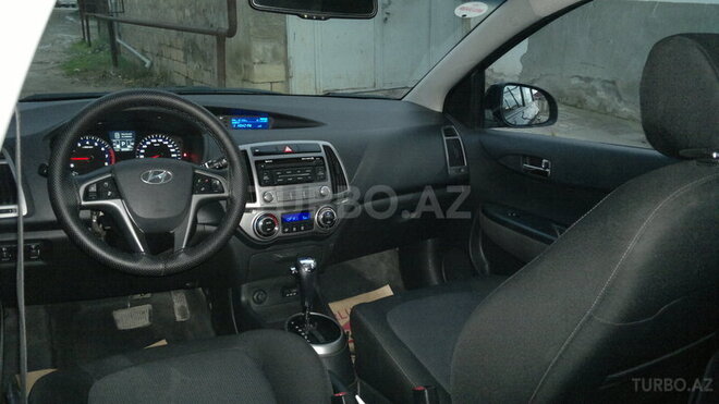 Hyundai i20 2012, 52,000 km - 1.4 л - Bakı